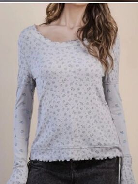 Gray floral long sleeve top